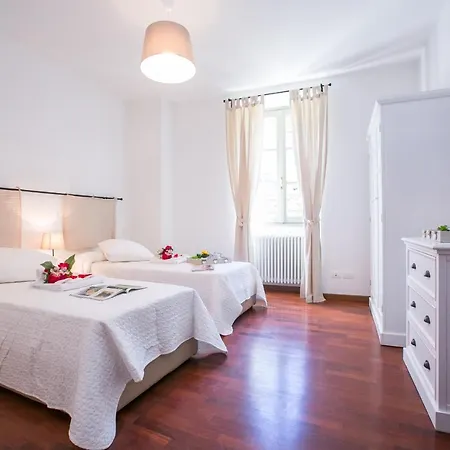 Sleeps 4 T421869 דירה